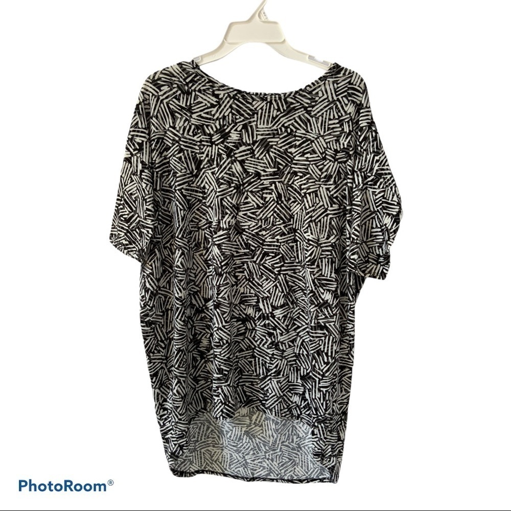 LuLaRoe Drop Shoulder Elbow Sleeve Tunic Top XS - Picture 4 of 8
